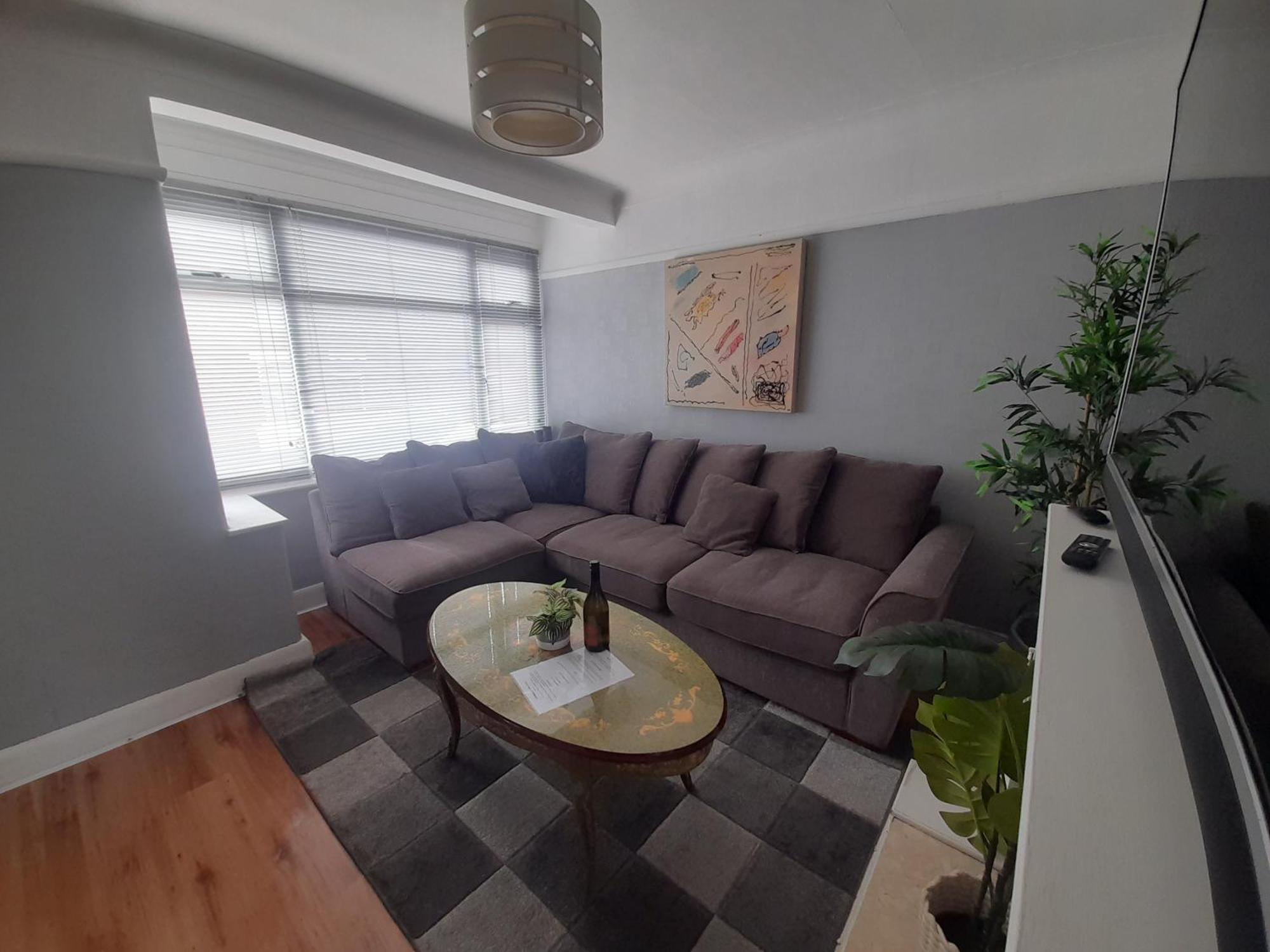 Bright 4-Bed House 15 Min To Manchester Centre Villa Exterior photo